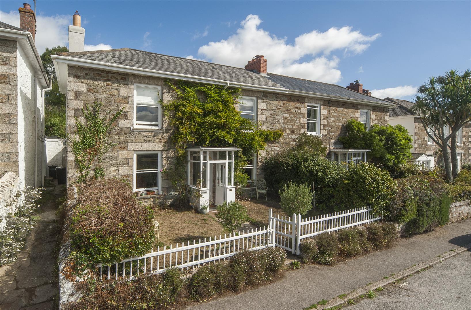 St. Johns Terrace, Devoran, Truro